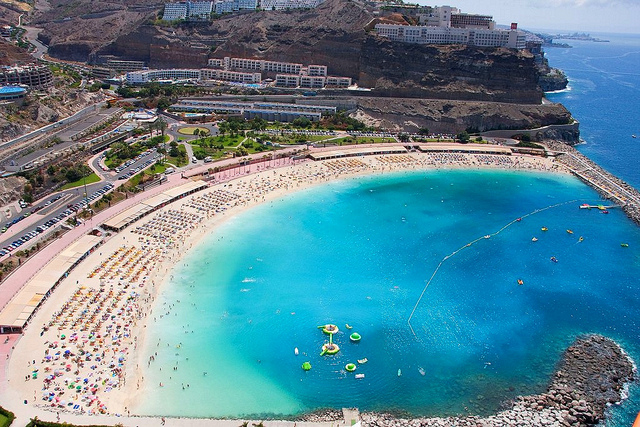 Playa Amadores