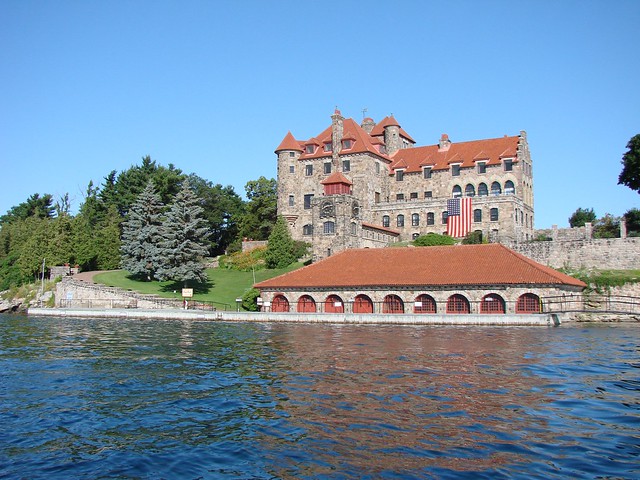 Singer Castle